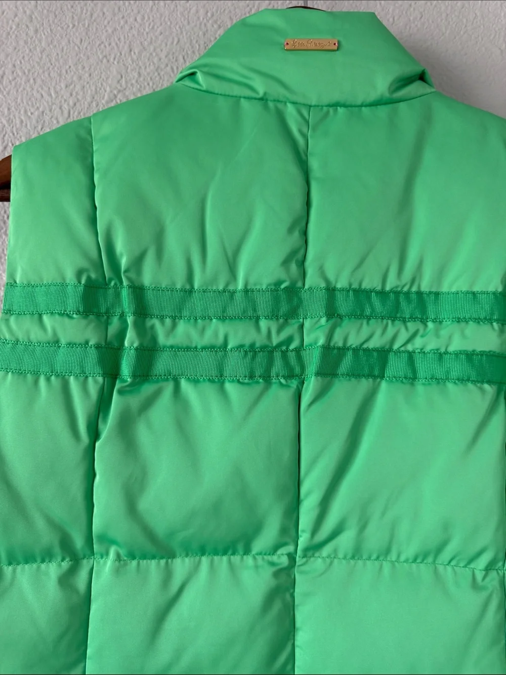Lilly Pulitzer Kate green floral puffer vest large - Picture 8 of 14